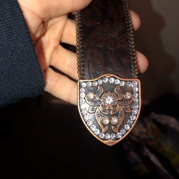 Belt - Picture 2 of 3